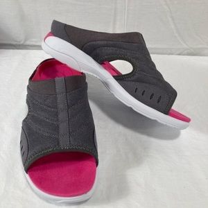 Easy Spirit sandals size 9 wide